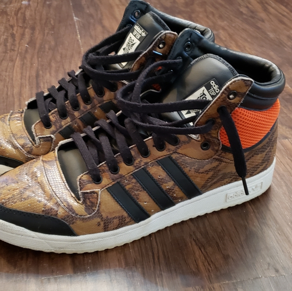ADIDAS TOP TENS
